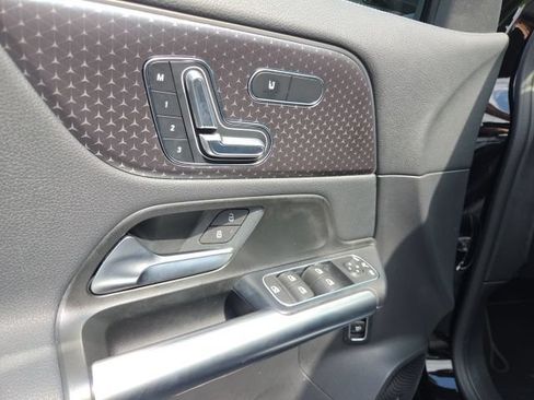 Certified 2026 Mercedes-Benz GLA 250 4MATIC image 5