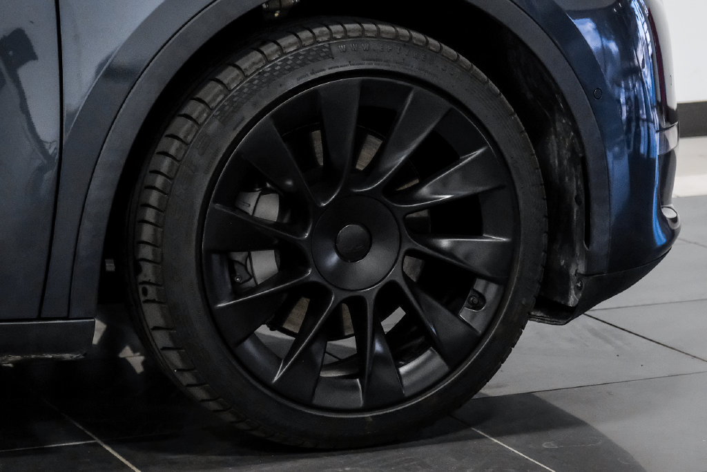Used 2021 Tesla Model Y Long Range AWD/4WD image 62