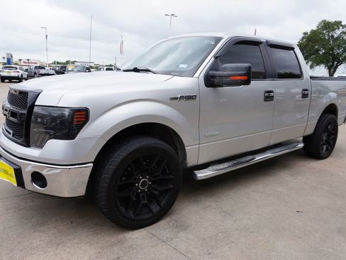 Used 2012 Ford F150 XLT w/ XLT Chrome Pkg RWD image 3
