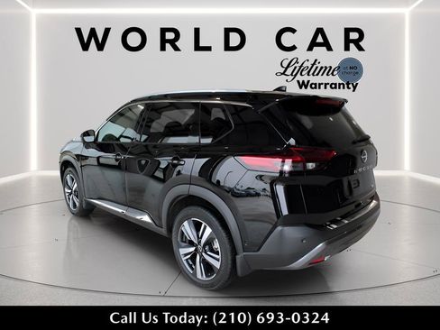 Used 2023 Nissan Rogue SL w/ SL Premium Package image 5