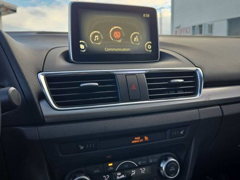 Used 2014 MAZDA MAZDA3 s Grand Touring image 29