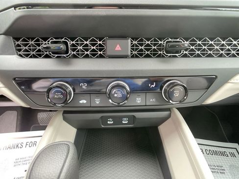 Certified 2025 Honda Accord LX image 18