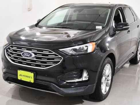 Used 2022 Ford Edge Titanium AWD/4WD image 2