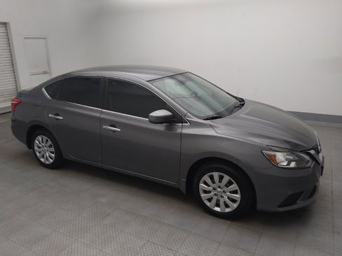 Used 2019 Nissan Sentra S FWD image 11