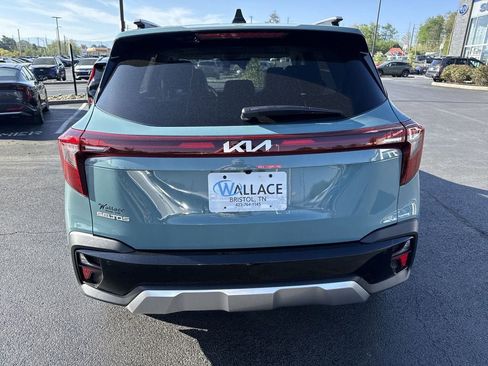 New 2026 Kia Seltos EX FWD image 5