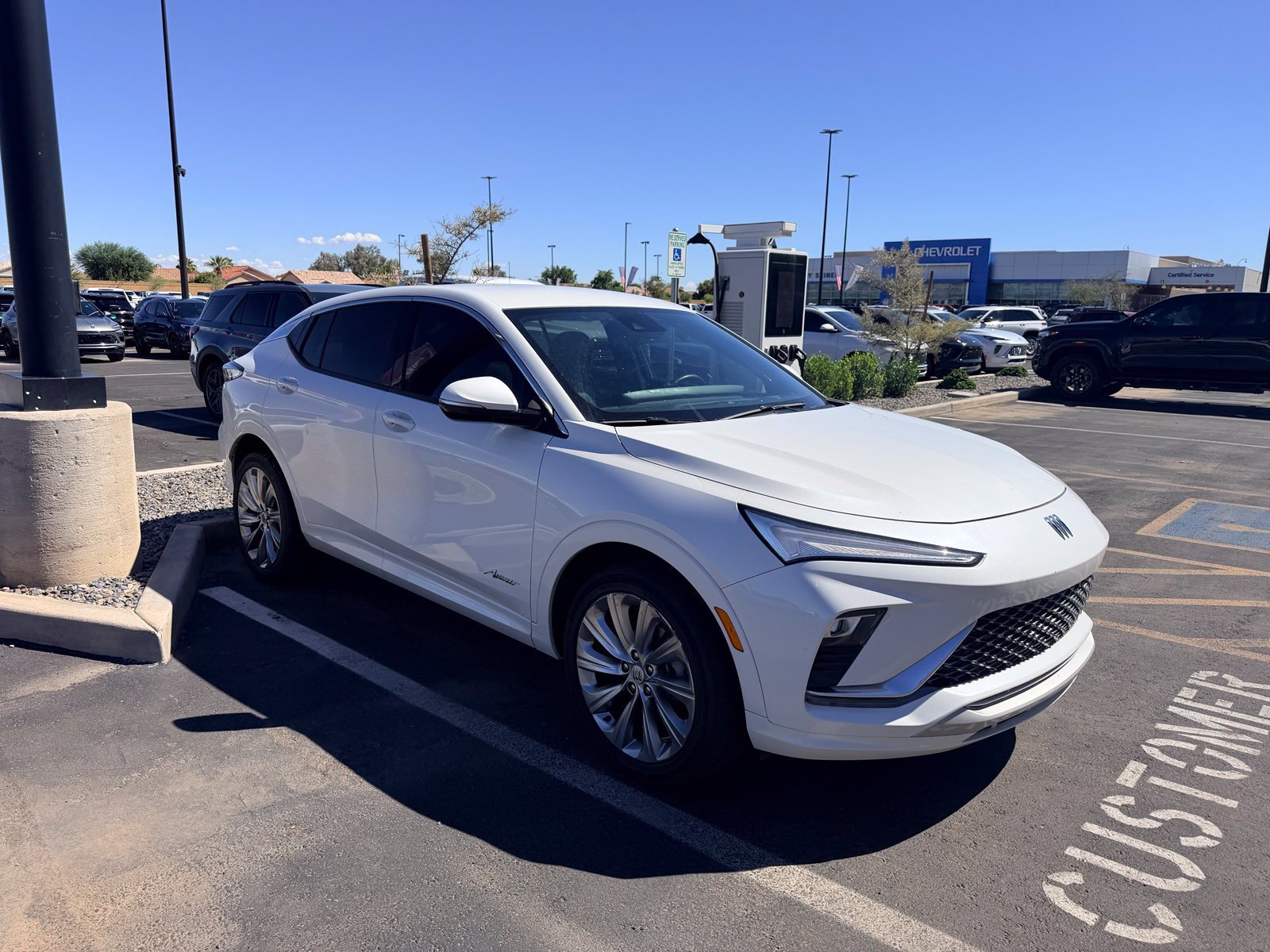 Used 2024 Buick Envista Avenir FWD image 4