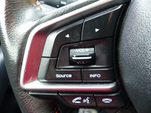 Used 2019 Subaru Crosstrek 2.0i Premium w/ Eyesight System image 24