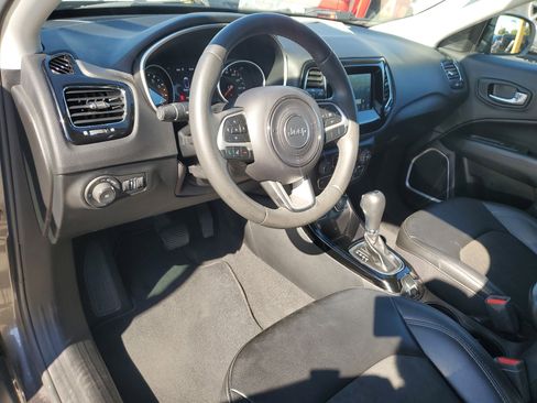 Used 2021 Jeep Compass Latitude image 19