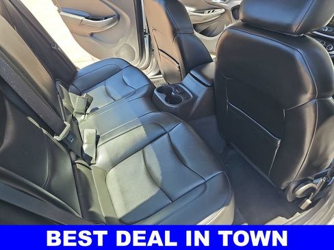 Used 2018 Chevrolet Volt Premier w/ Driver Confidence Package FWD image 11