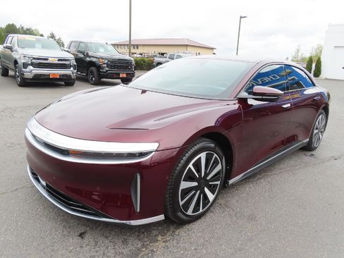 Used 2024 Lucid Air Touring AWD/4WD image 3