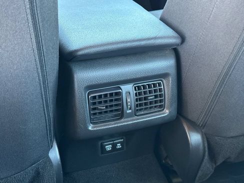 Used 2025 Toyota Camry LE FWD image 13