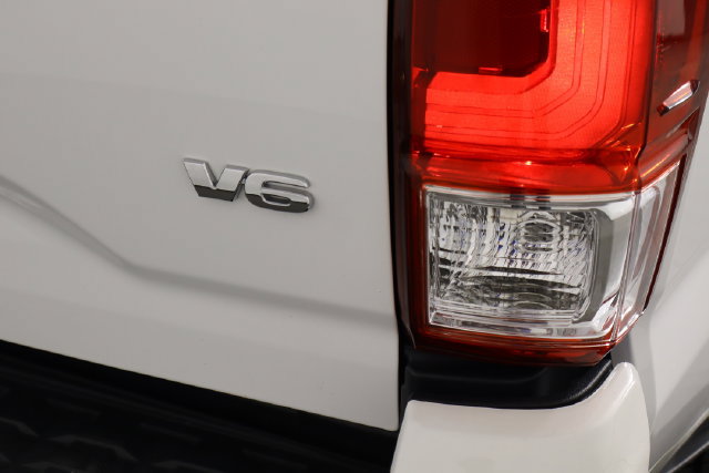 Used 2023 Toyota Tacoma SR5 w/ Technology Package RWD image 39