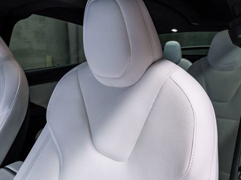 Used 2023 Tesla Model X image 20