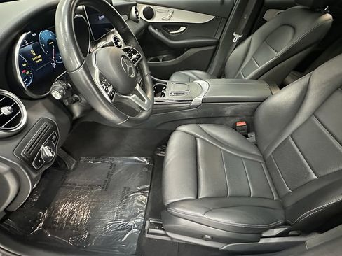 Certified 2022 Mercedes-Benz GLC 300 image 9