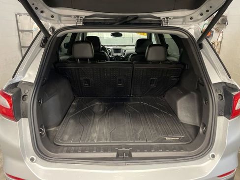 Used 2021 Chevrolet Equinox LT image 37