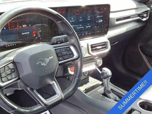 Used 2024 Ford Mustang Premium image 6