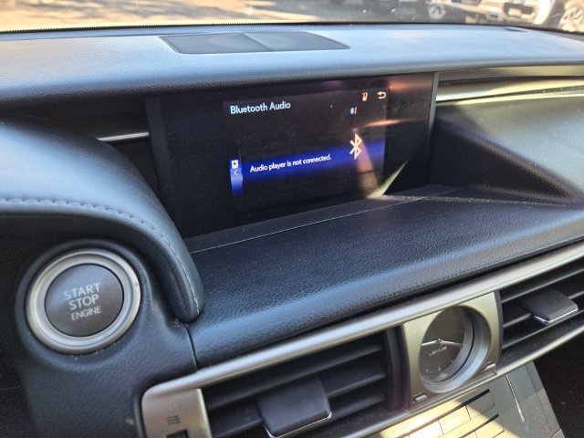 Used 2016 Lexus IS 200t RWD image 17