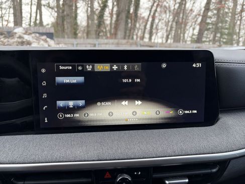 Used 2025 Nissan Kicks SV image 20