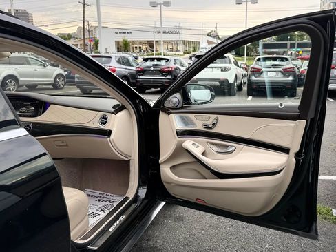 Used 2015 Mercedes-Benz S 63 AMG 4MATIC Sedan image 38