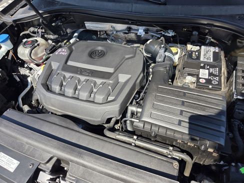 Used 2023 Volkswagen Tiguan SE image 29