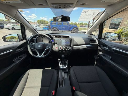 Used 2015 Honda Fit EX image 35