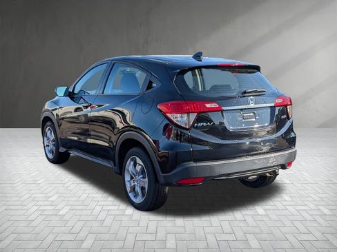 Used 2019 Honda HR-V LX image 6