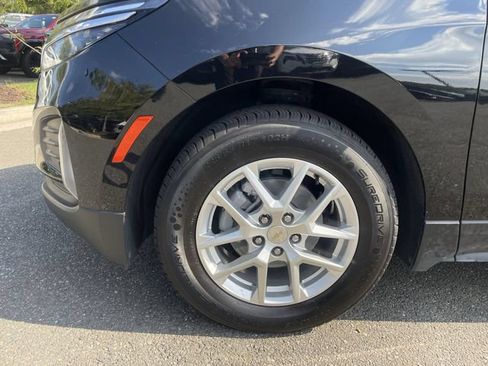 Certified 2024 Chevrolet Equinox LT FWD image 10