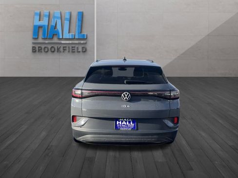 Used 2023 Volkswagen ID.4 Pro image 4