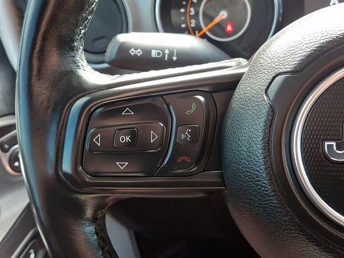 Used 2022 Jeep Wrangler Unlimited Sport AWD/4WD image 22