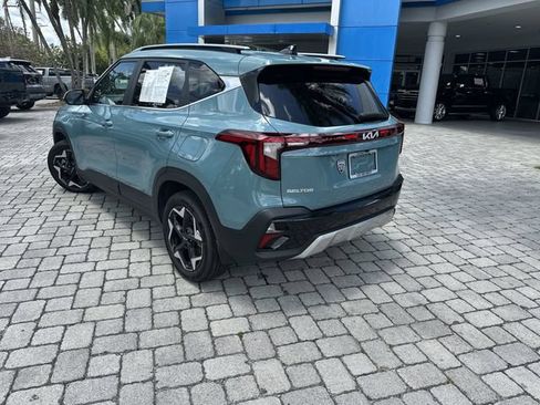 Used 2024 Kia Seltos EX AWD/4WD image 12