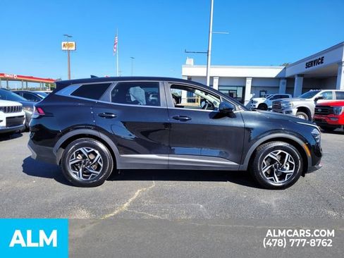 Used 2024 Kia Sportage LX image 12