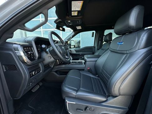New 2026 Ford F350 Platinum w/ FX4 Off-Road Package image 31