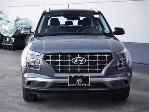 New 2026 Hyundai Venue SEL image 2