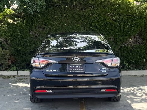 Used 2016 Hyundai Sonata Limited FWD image 5