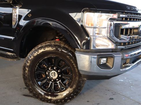 Used 2020 Ford F250 XLT w/ Tremor Off-Road Package image 4