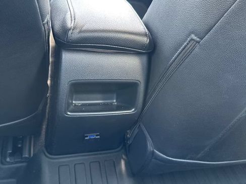 Used 2022 Toyota Corolla LE FWD image 27