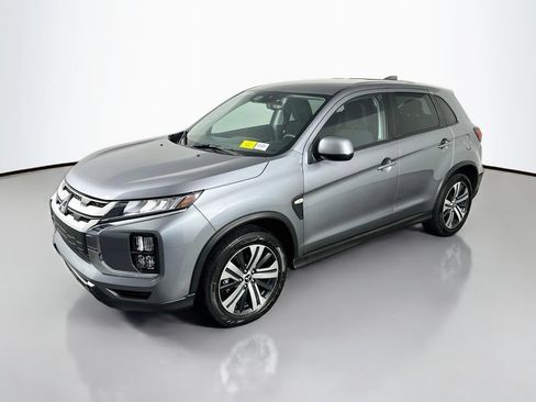 Used 2025 Mitsubishi Outlander Sport AWD image 3