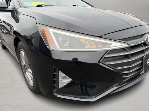 Used 2020 Hyundai Elantra Value Edition FWD image 20