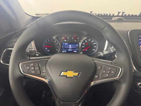 Used 2024 Chevrolet Equinox LT FWD image 16