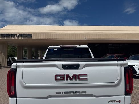 Used 2023 GMC Sierra 1500 AT4 w/ Technology Package image 8