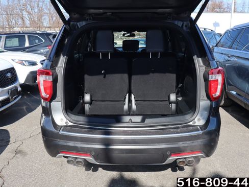 Used 2018 Ford Explorer Platinum image 33
