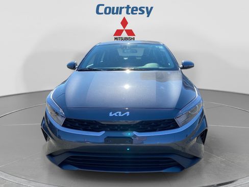 Used 2023 Kia Forte LXS w/ LXS Technology Package FWD image 8