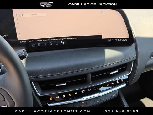 Used 2025 Cadillac CT5 V RWD image 9