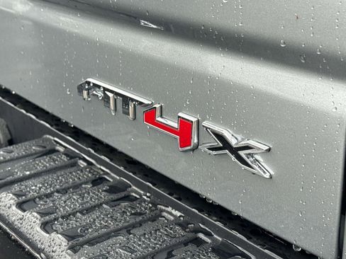 New 2026 GMC Sierra 1500 AT4X image 10