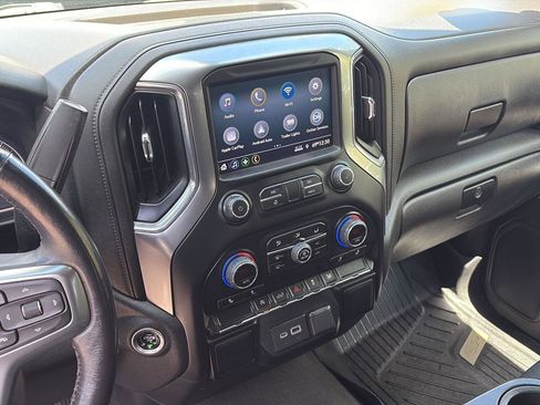 Certified 2022 Chevrolet Silverado 1500 LT AWD/4WD image 22
