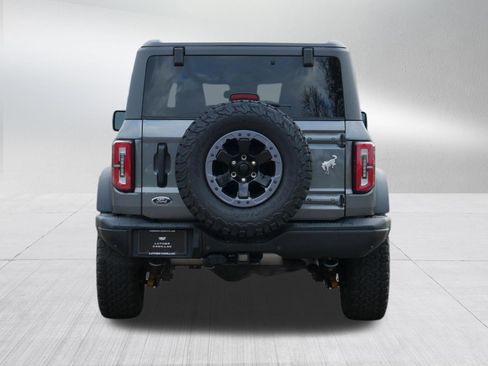 Used 2022 Ford Bronco Badlands image 6