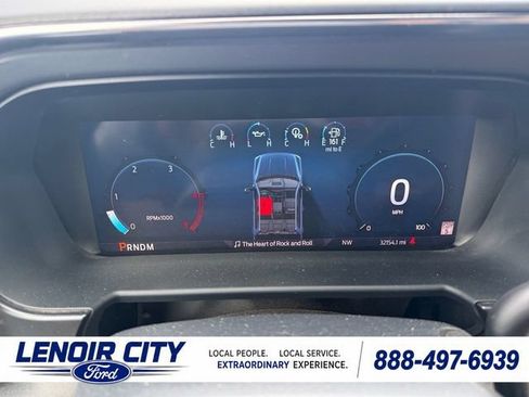 Used 2024 Ford F250 Platinum AWD/4WD image 22