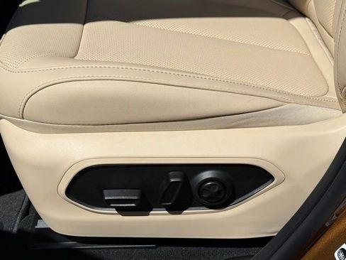 New 2026 Jeep Grand Cherokee L Limited AWD/4WD image 14