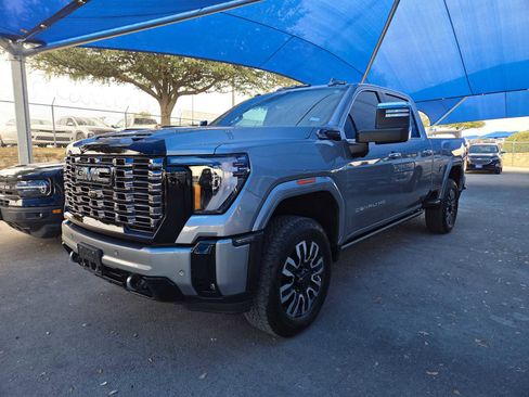 Certified 2025 GMC Sierra 2500 Denali Ultimate image 1