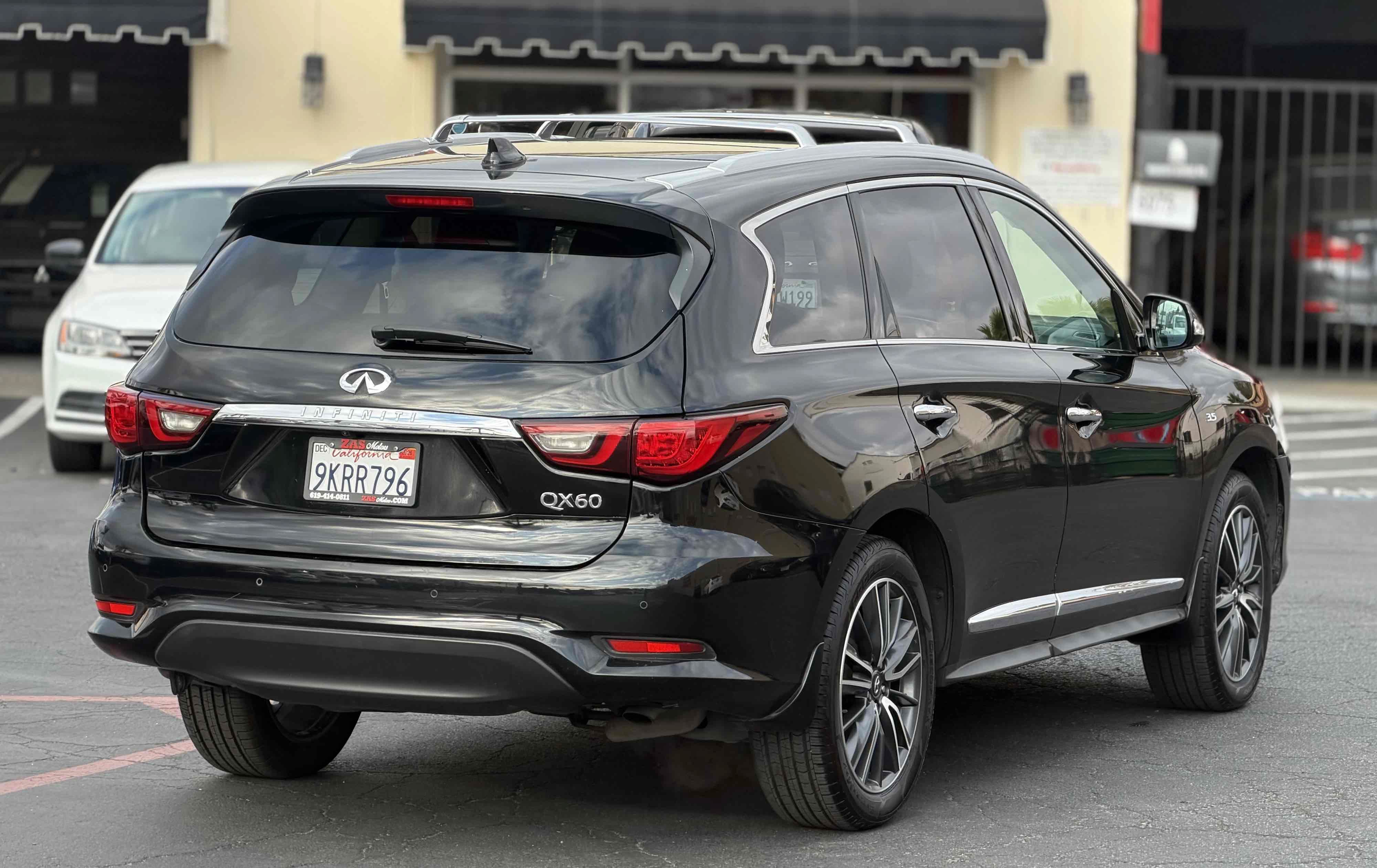 Used 2020 INFINITI QX60 Signature Edition FWD image 9